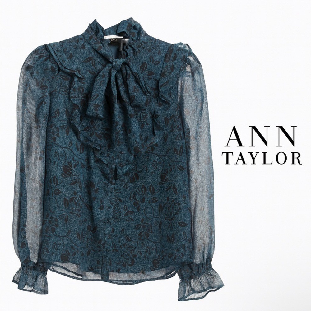 NWT! Ann Taylor Blue & Black Floral Blouse size XL